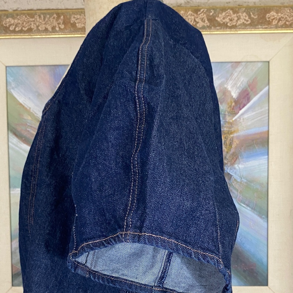 Old Navy Square Neckline Dark Denim Crop Top - Picture 3 of 10